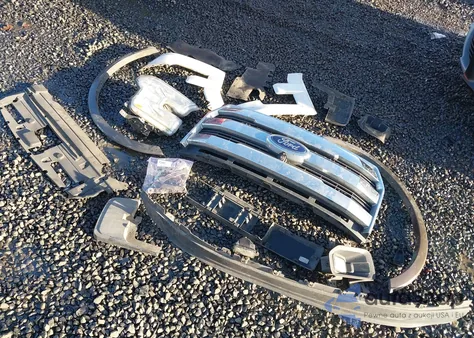 2015 Ford F-150 Lariat z USA, uszkodzony, nr VIN 1FTEW1EF2FFA93410